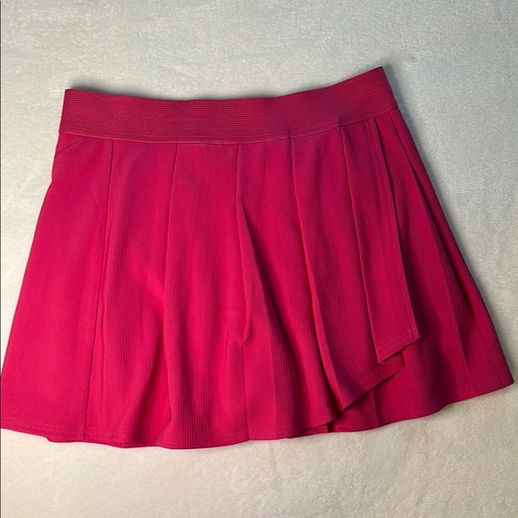 New In Skirt - Picture 6 of 11